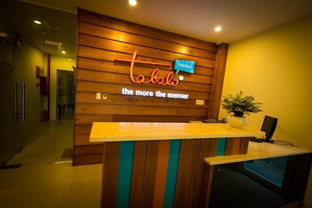 Tabalo Hostel На Транг Екстериор снимка