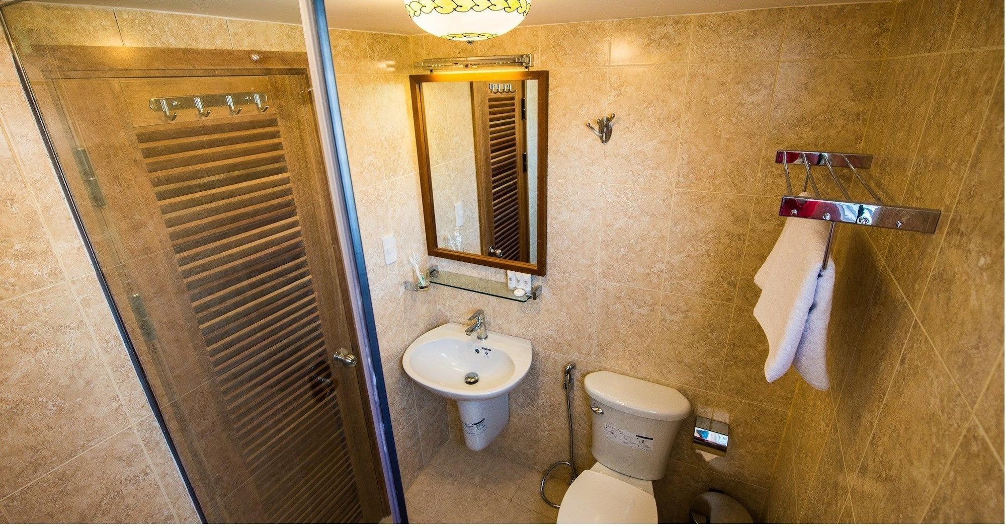 Tabalo Hostel На Транг Екстериор снимка