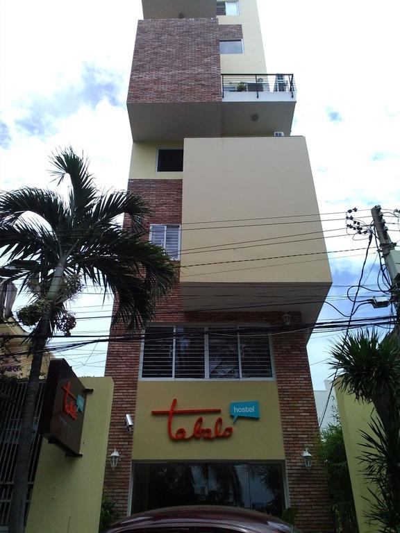 Tabalo Hostel На Транг Екстериор снимка
